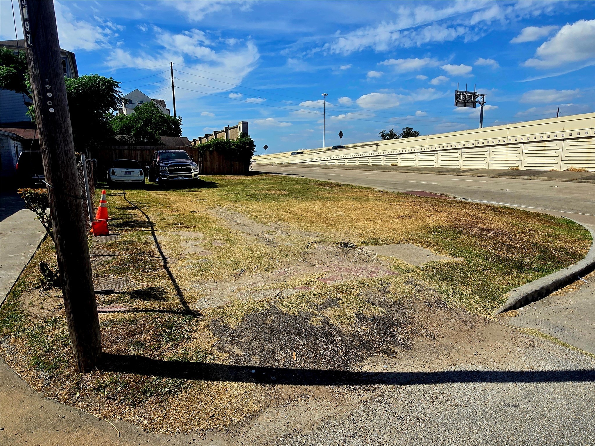 1615 Bass Street Houston, TX 77007 - Photo 8 of 11