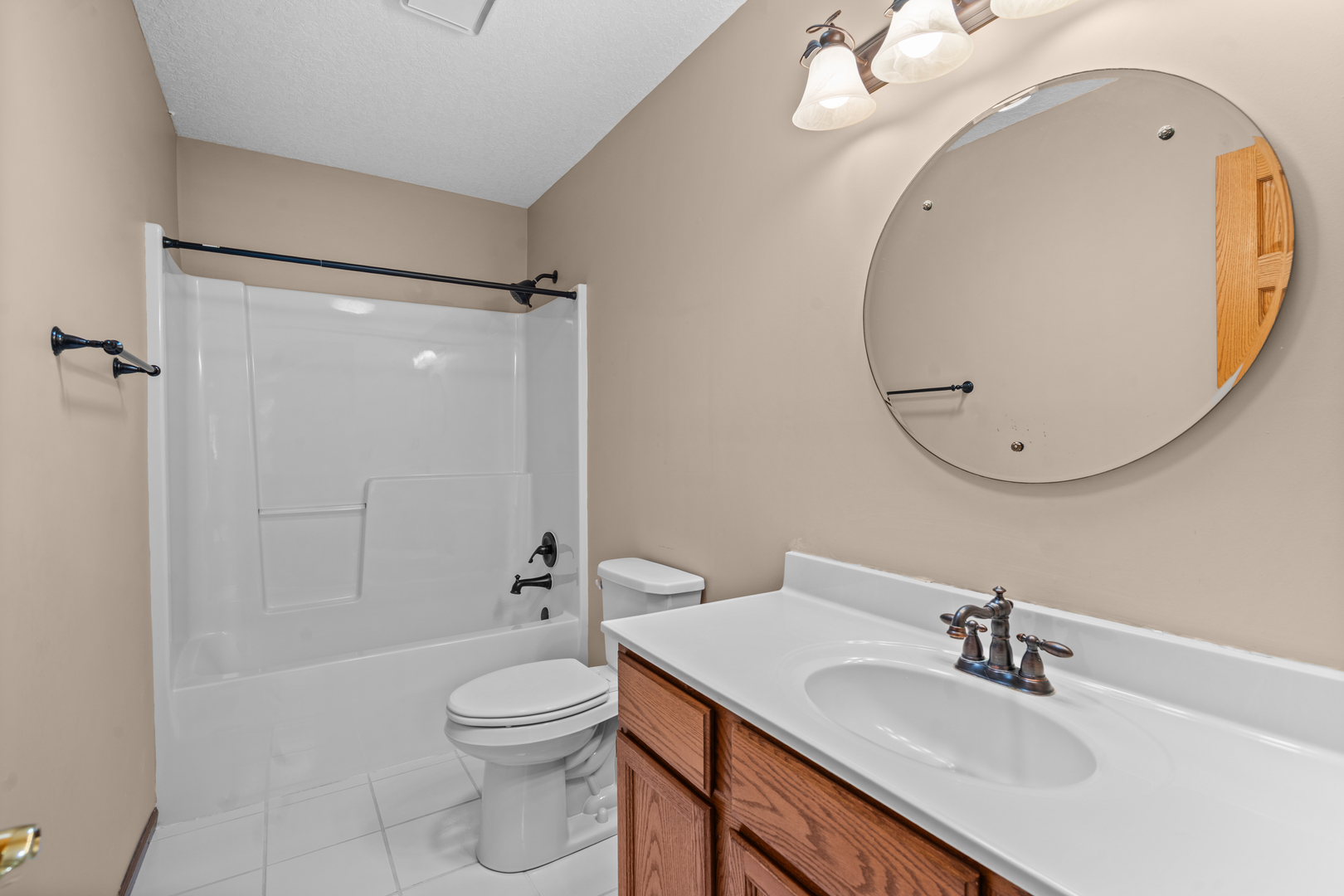 6119 Utica Ridge Road Davenport, IA 52807 - Photo 18 of 28 Gallery Image 18