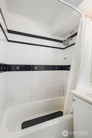 $375,000 | 1400 Hubbell Place, Unit 409, Seattle, WA 98101