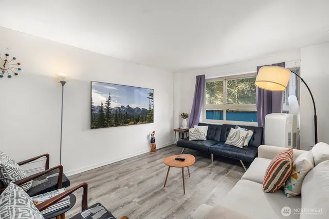 $375,000 | 1400 Hubbell Place, Unit 409, Seattle, WA 98101