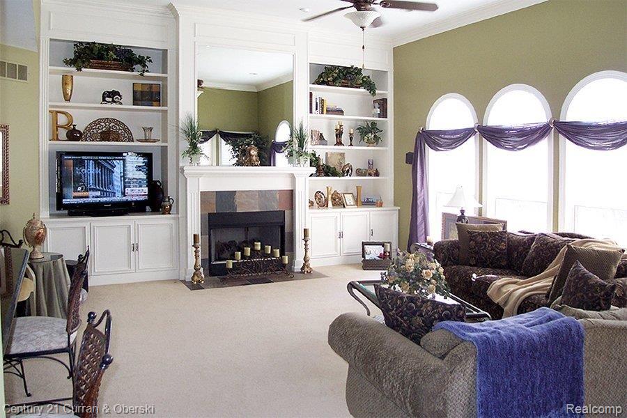 27405 King Road Romulus, MI 48174 - Photo 8 of 25 Incredible family rm w/ fp...WOW