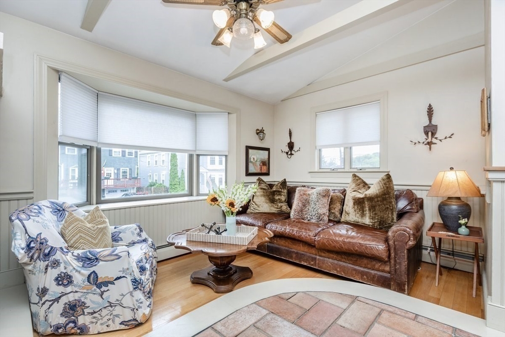24 Pond Street, Unit 1 Marblehead, MA 01945 - Photo 13 of 40