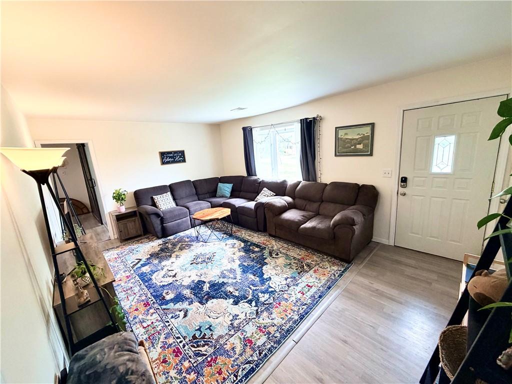 130 Northeast 1271st Road Knob Noster, MO 65336 - Photo 7 of 25