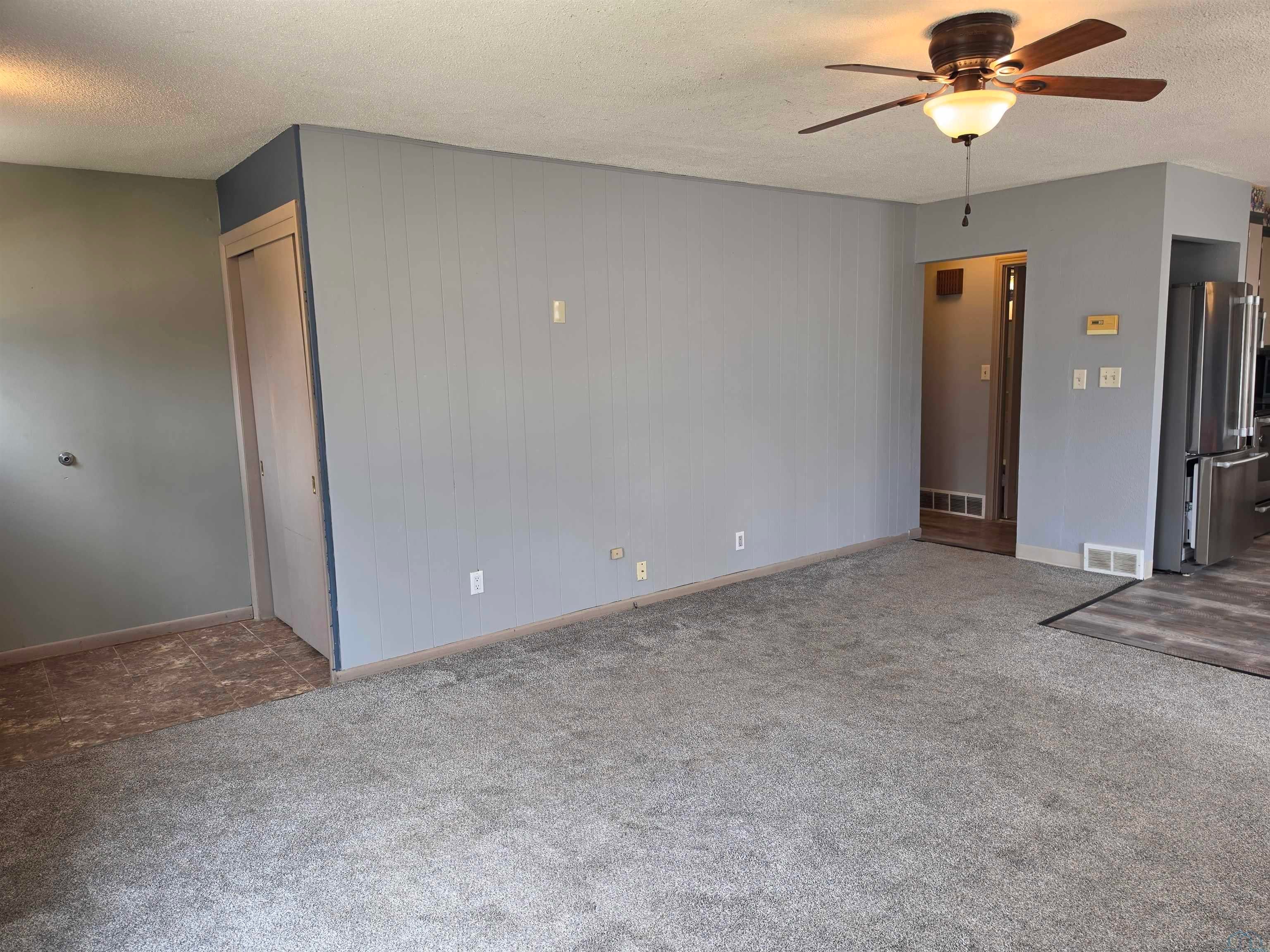 515 8th Avenue Sheldon, IA 51201 - Photo 13 of 38 Gallery Image 13