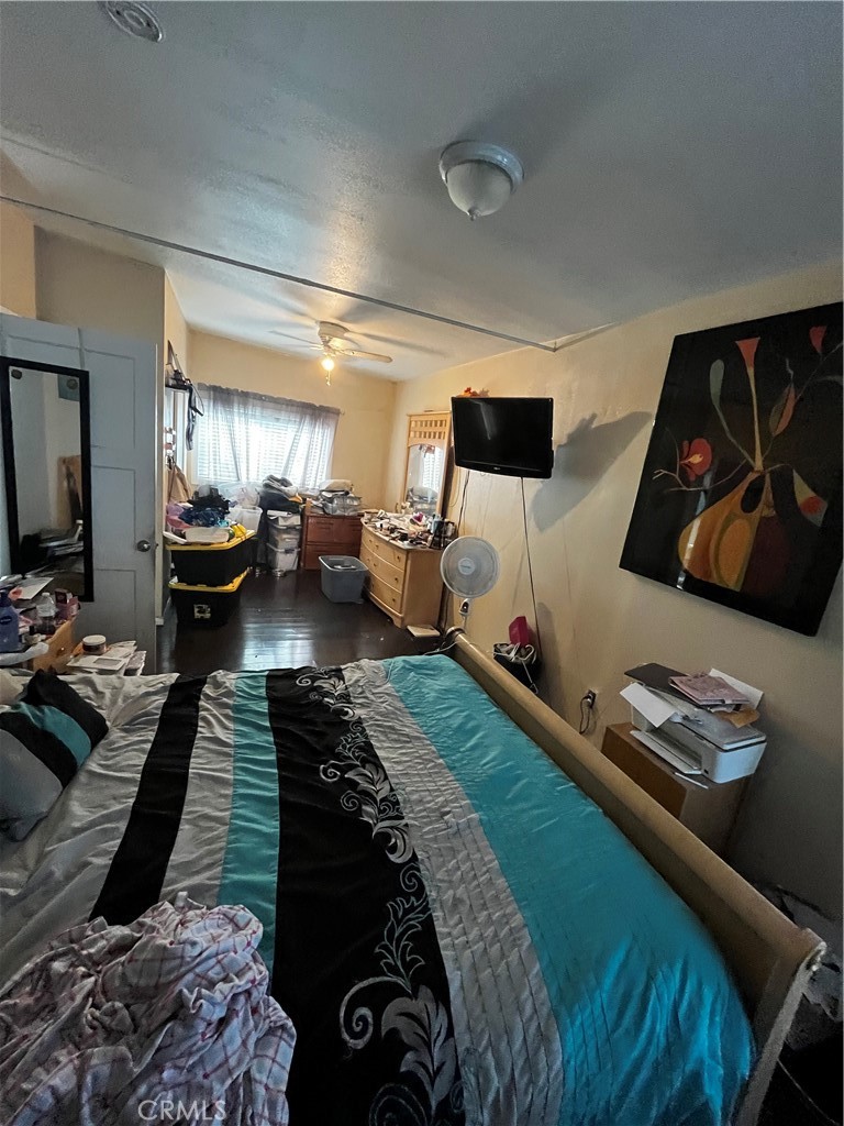 1609 West 166th Street Compton, CA 90220 - Photo 11 of 19 LARGE BEDROOM (ONCE WAS 2 SMALL ROOMS)