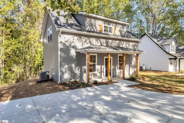 $239,900 | 228 Saluda Street, Belton, SC 29627