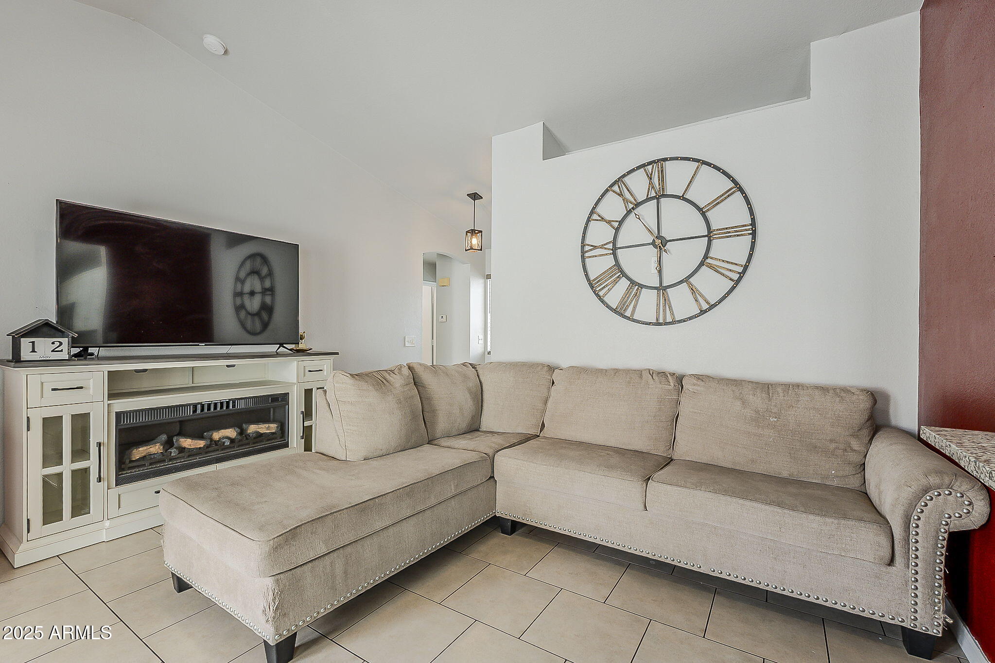 8404 West Coronado Road Phoenix, AZ 85037 - Photo 5 of 22 7-web-or-mls-Coronado-7