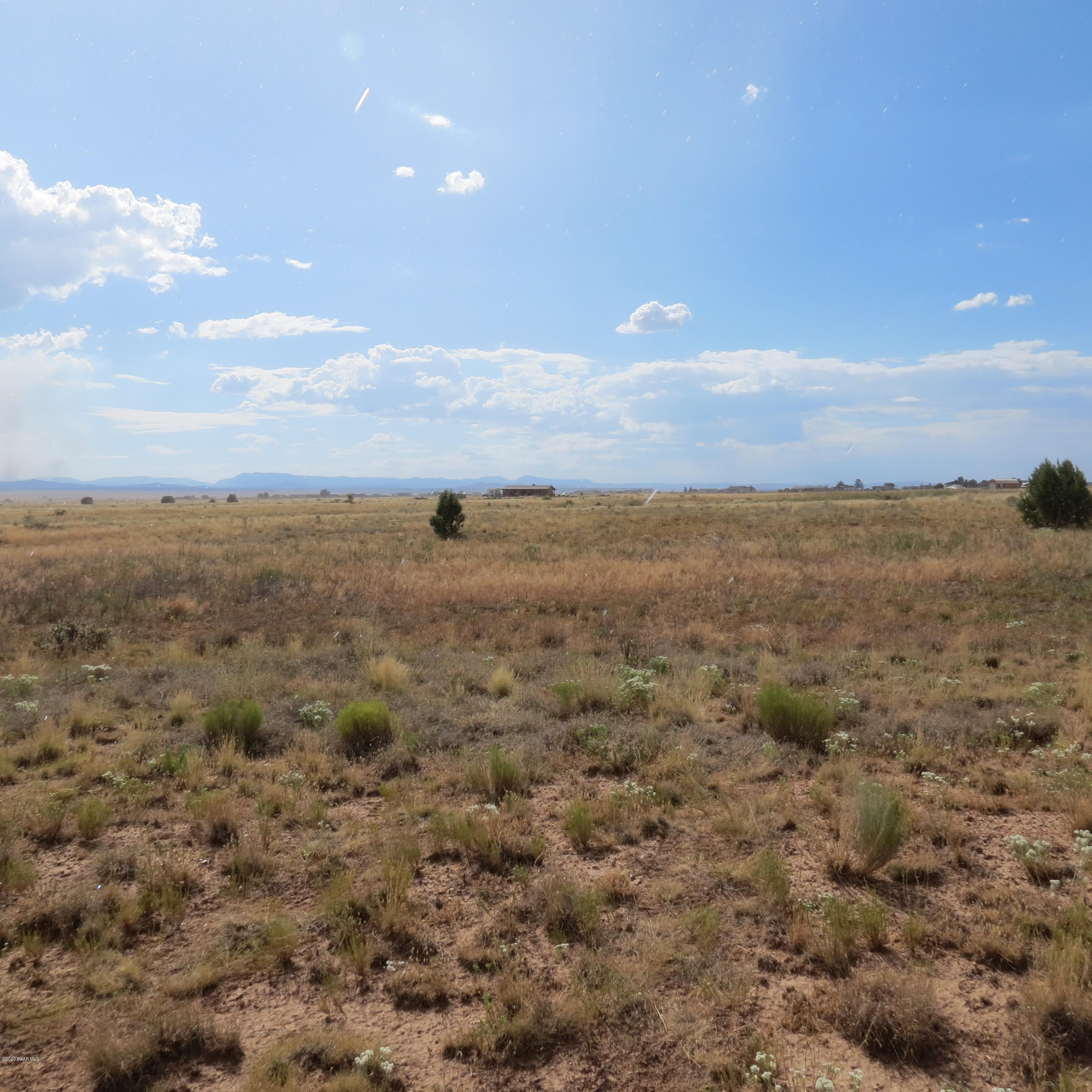 26600 North Bull Snake Road Paulden, AZ 86334 - Photo 5 of 5 IMG_5687