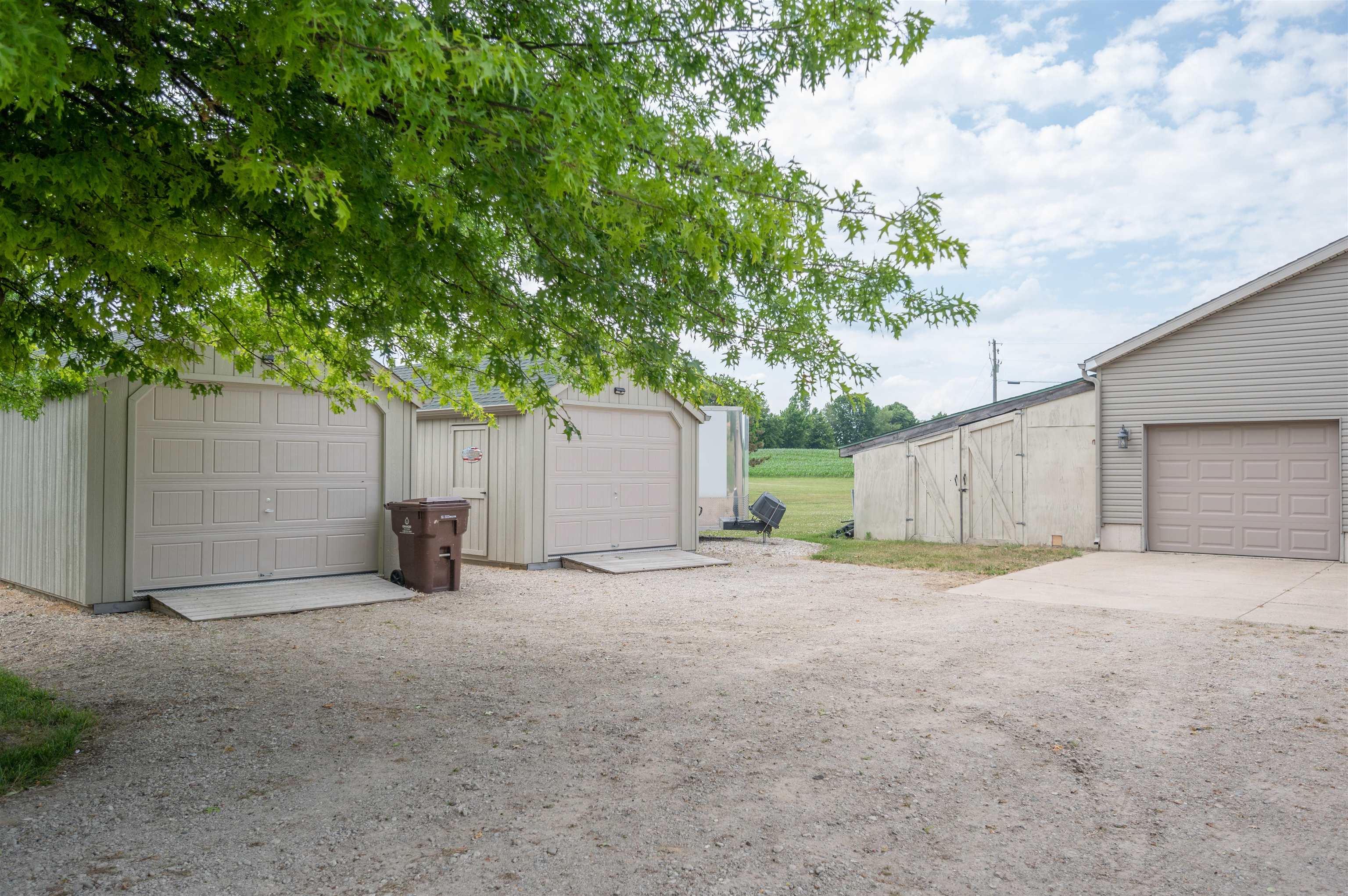 2642 Ward Road Mount Pleasant, MI 48858 - Photo 24 of 31 1923149-d66f708f-6e82-4644-a1ee-6e7e14620022.JPG