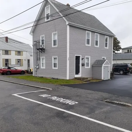 $1,700 | 10 Ryan Avenue, Unit 1, Bristol, RI 02809