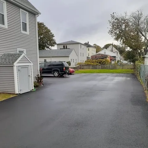 $1,700 | 10 Ryan Avenue, Unit 1, Bristol, RI 02809