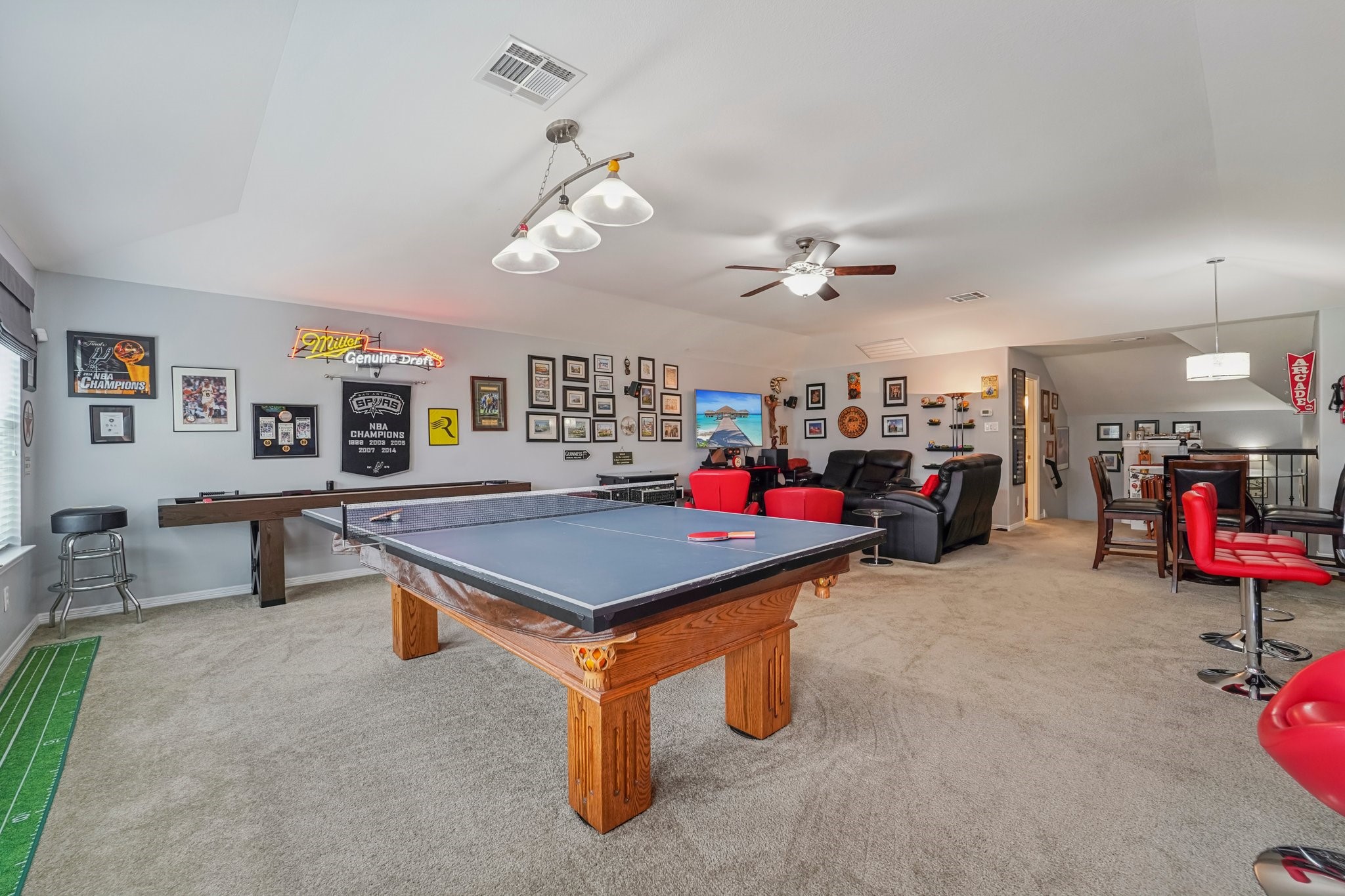 3511 Winding Point Lane Katy, TX 77494 - Photo 26 of 35 a room with furniture and a flat screen tv