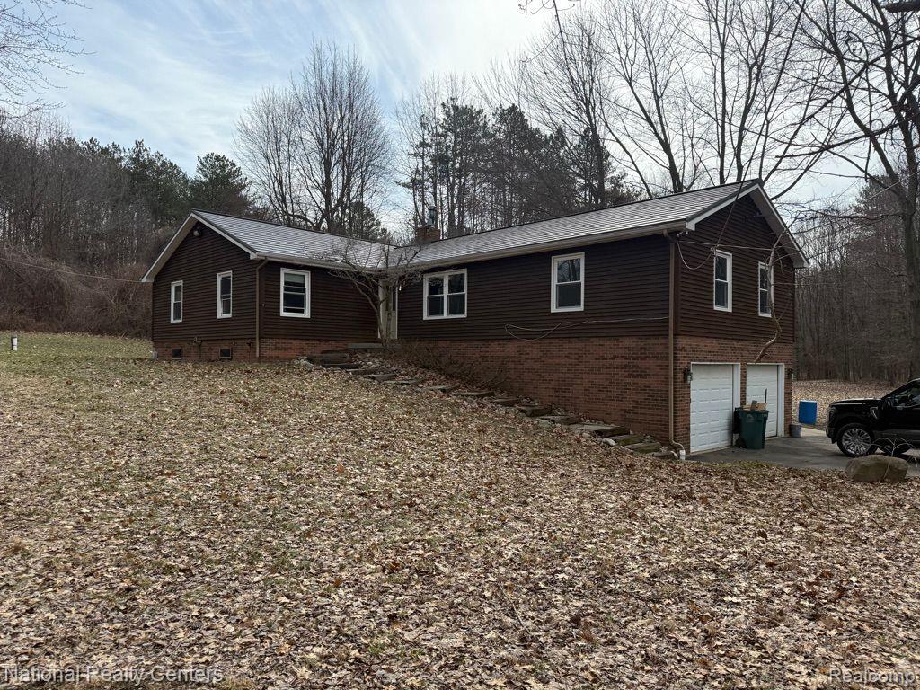 4848 General Squier Road Dryden, MI 48428 - Photo 3 of 45