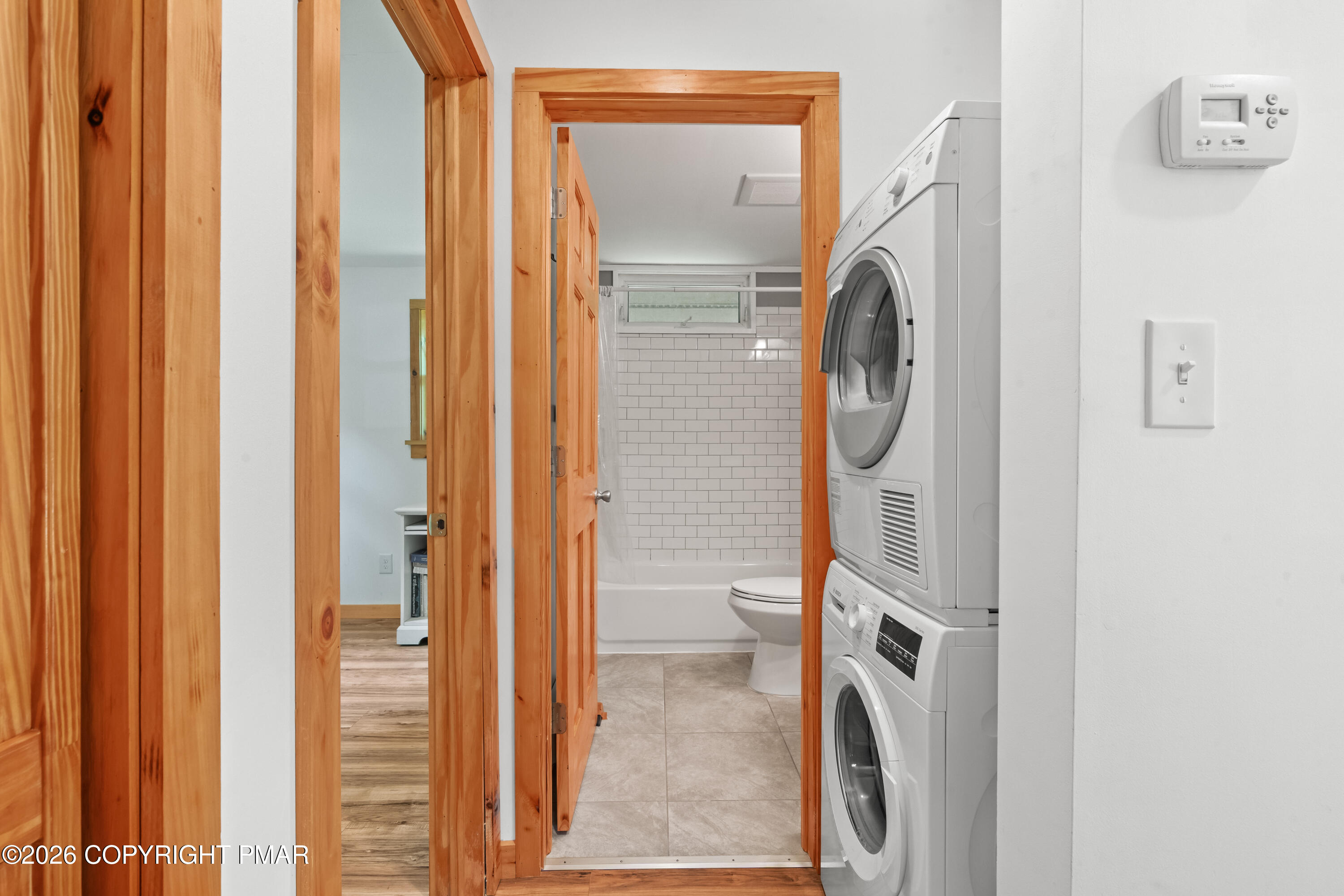 307 Timber Hill Road Henryville, PA 18332 - Photo 15 of 44 13 Laundry