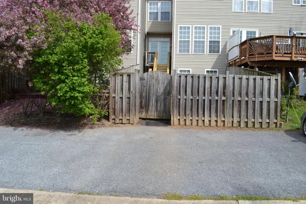 $2,395 | 1725 Emory Street, Frederick, MD 21701