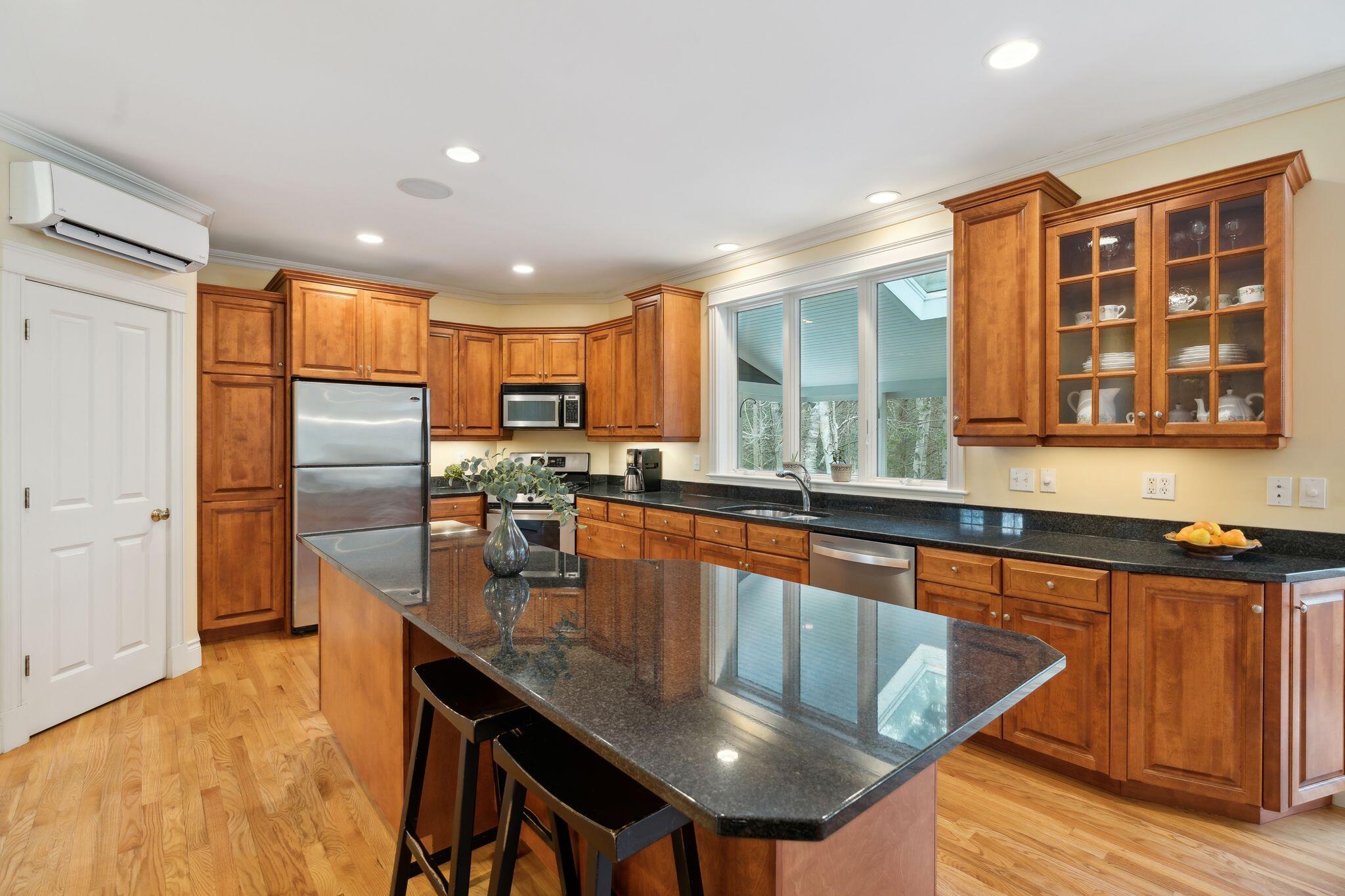 25 Cross Hill Road Cape Elizabeth, ME 04107 - Photo 11 of 54 33_DSC05948