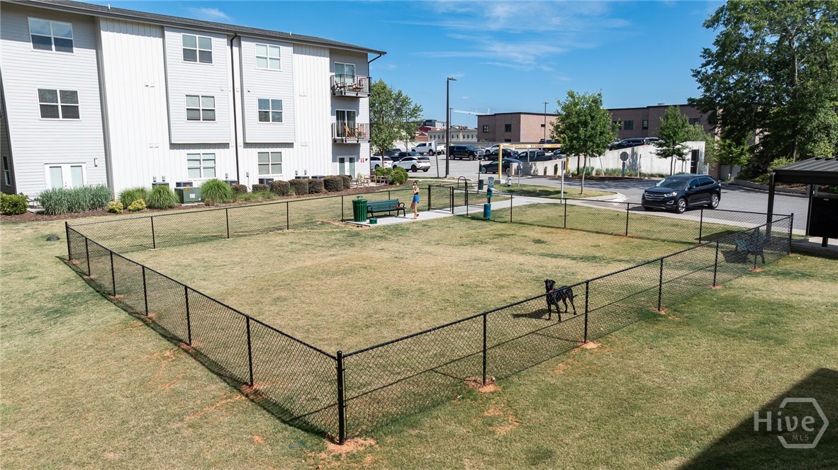 100 Prince Avenue, Unit B206 Athens, GA 30601 - Photo 16 of 27 Gallery Image 16