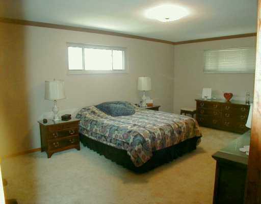 221 Tech Road Thornburg, PA 15205 - Photo 5 of 8 Gallery Image 5