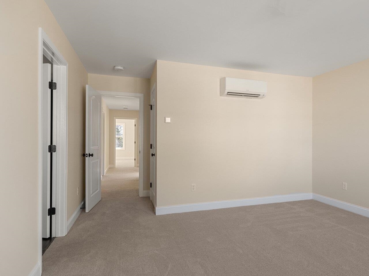 445 Old Farm Road South Burlington, VT 05403 - Photo 5 of 40