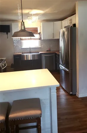 $1,900 | 124 Prentice Avenue, Pawtucket, RI 02860