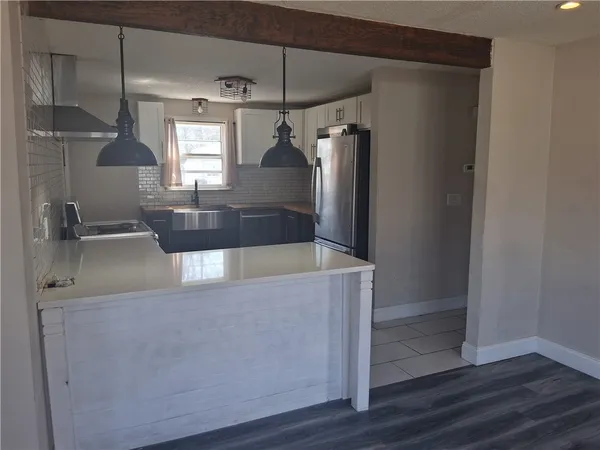 $1,800 | 124 Prentice Avenue, Pawtucket, RI 02860