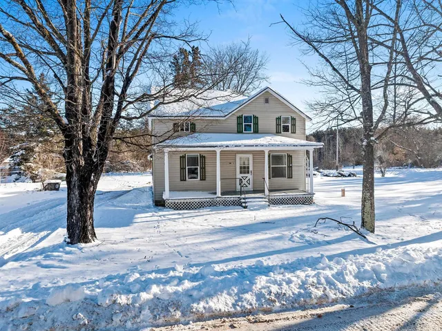 $179,900 | N15030 Grant Street, Amberg, WI 54102