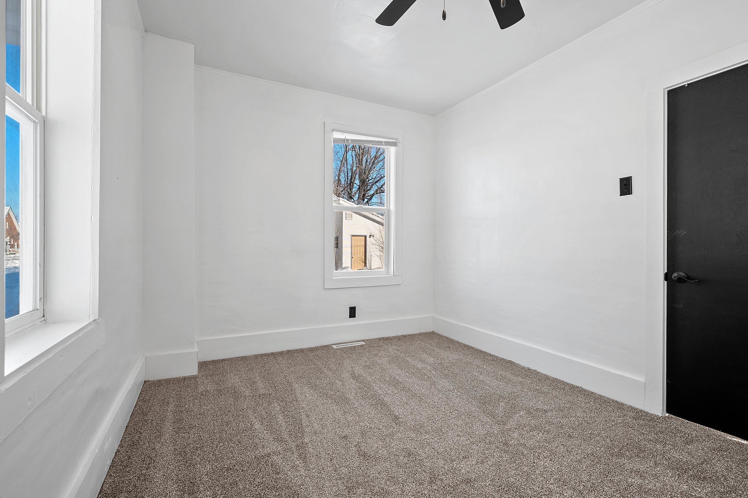 N15030 Grant Street Amberg, WI 54102 - Photo 5 of 37