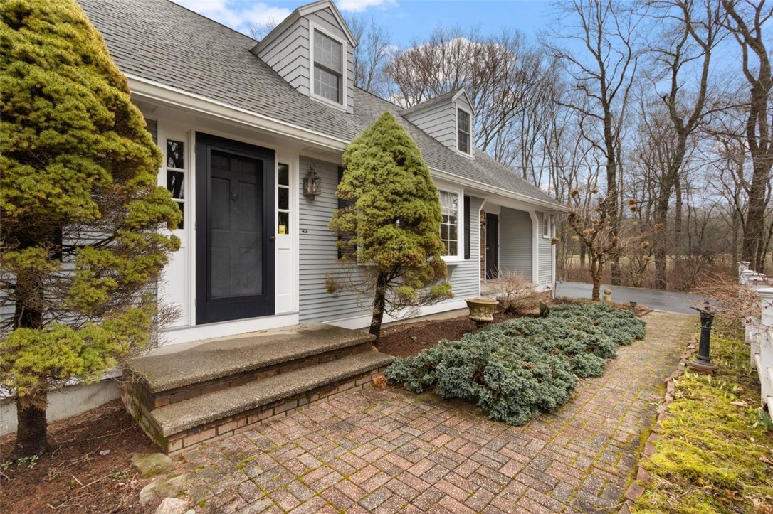 38 Hartford Pike Foster, RI 02857 - Photo 12 of 49