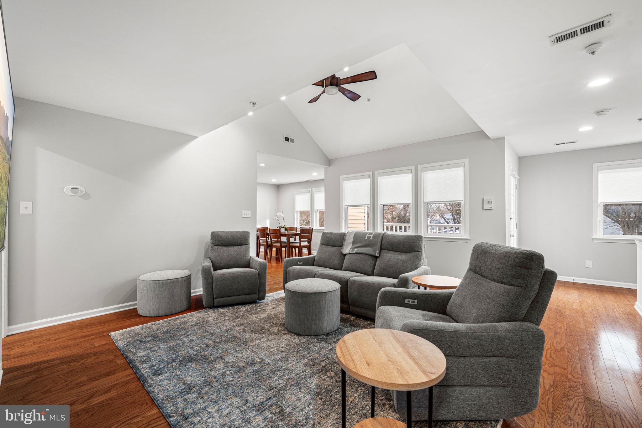 4 Comly Court Flourtown, PA 19031 - Photo 3 of 17