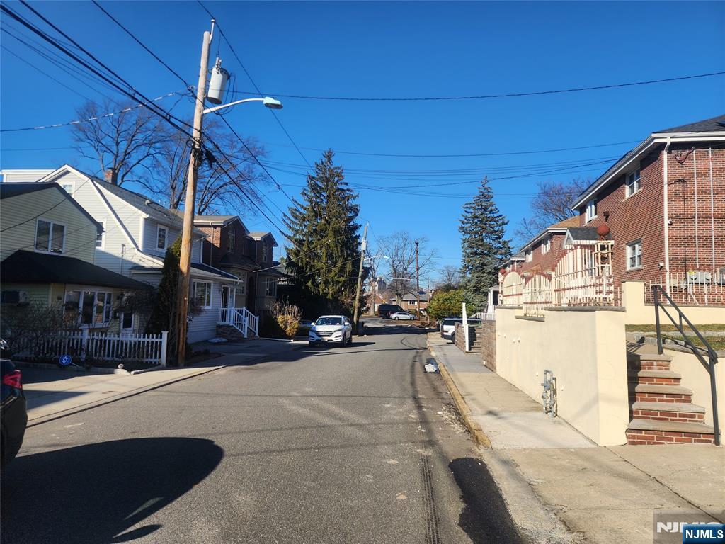 808 Inwood Terrace, Unit 2 Fort Lee, NJ 07024 - Photo 11 of 13