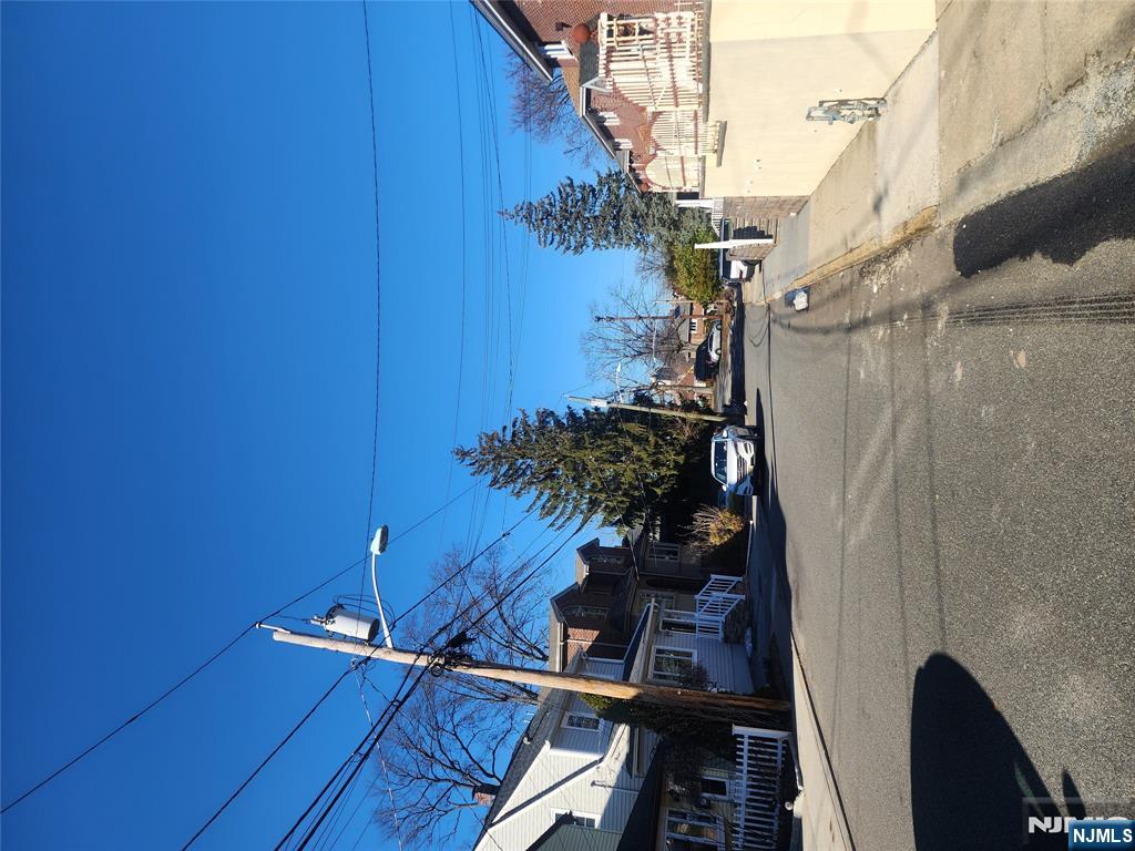 808 Inwood Terrace, Unit 2 Fort Lee, NJ 07024 - Photo 12 of 13