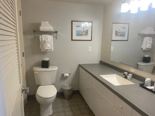 $3,500 | 65 Ridge Road, Unit P37, Newport, RI 02840