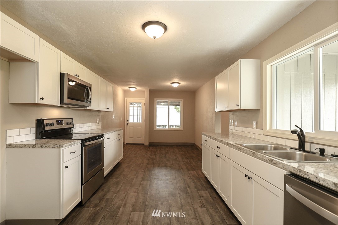 121 Damron Road Mossyrock, WA 98564 - Photo 6 of 17 Gallery Image 6