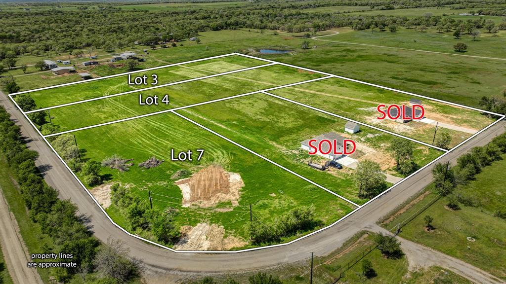 Lot 4-5 Lamkin Road Mineral Wells, TX 76067 - Photo 5 of 10 a view of a tennis court