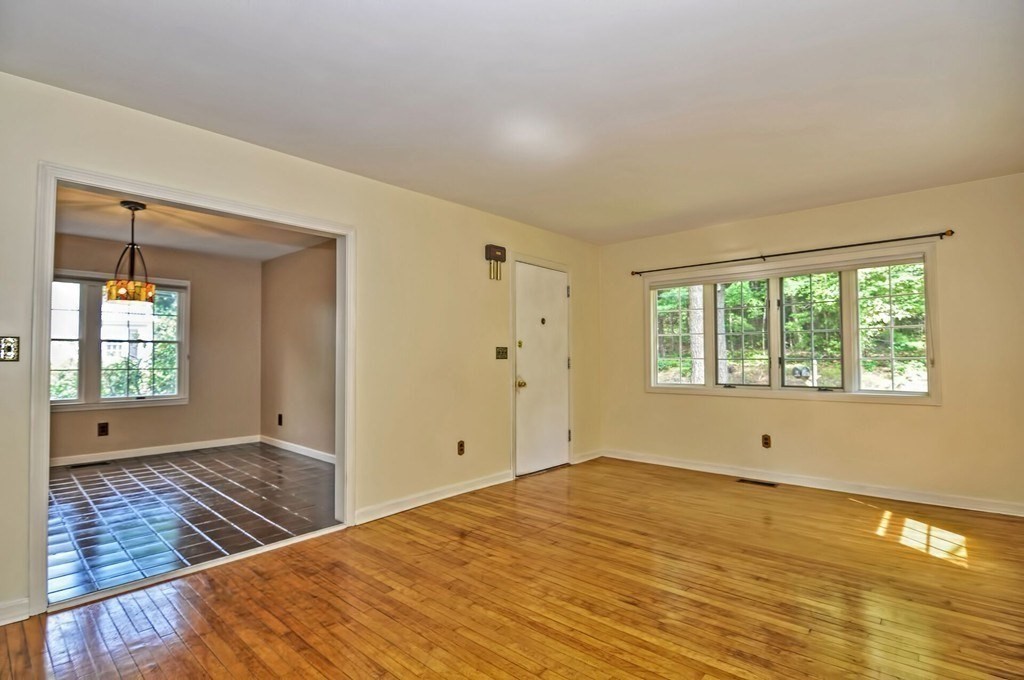 435 Walpole Street Canton, MA 02021 - Photo 20 of 41 Gallery Image 20