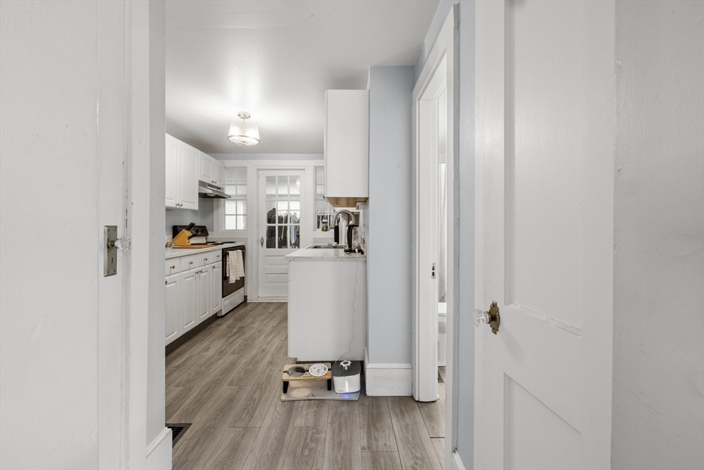435 Walpole Street Canton, MA 02021 - Photo 10 of 41 Gallery Image 10