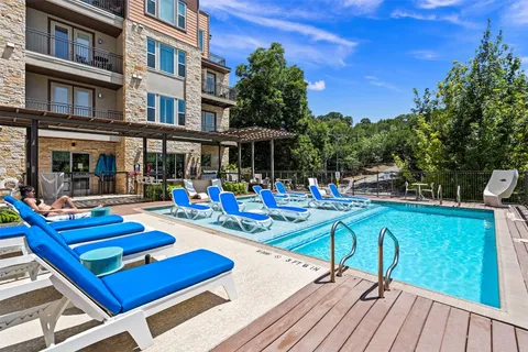 $675,000 | 1900 Barton Springs Road, Unit 5027, Austin, TX 78704