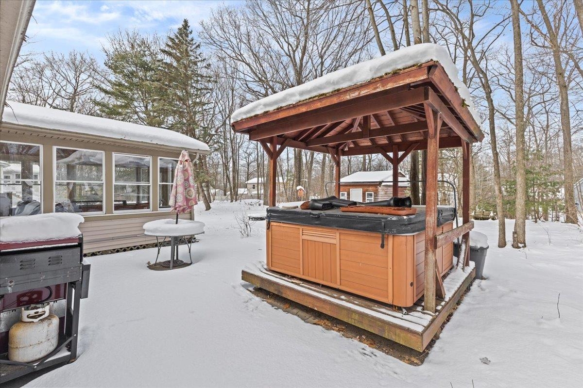 199 Oak Circle Colchester, VT 05446 - Photo 7 of 44