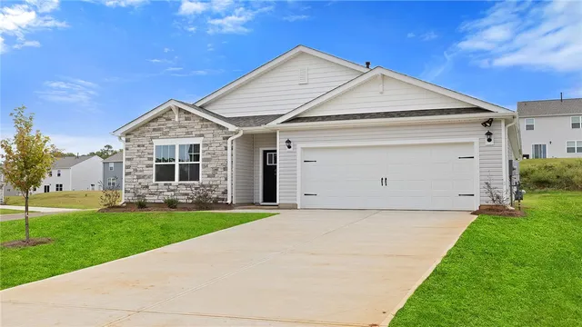 $293,900 | 44 Zoey Drive, Anderson, SC 29621