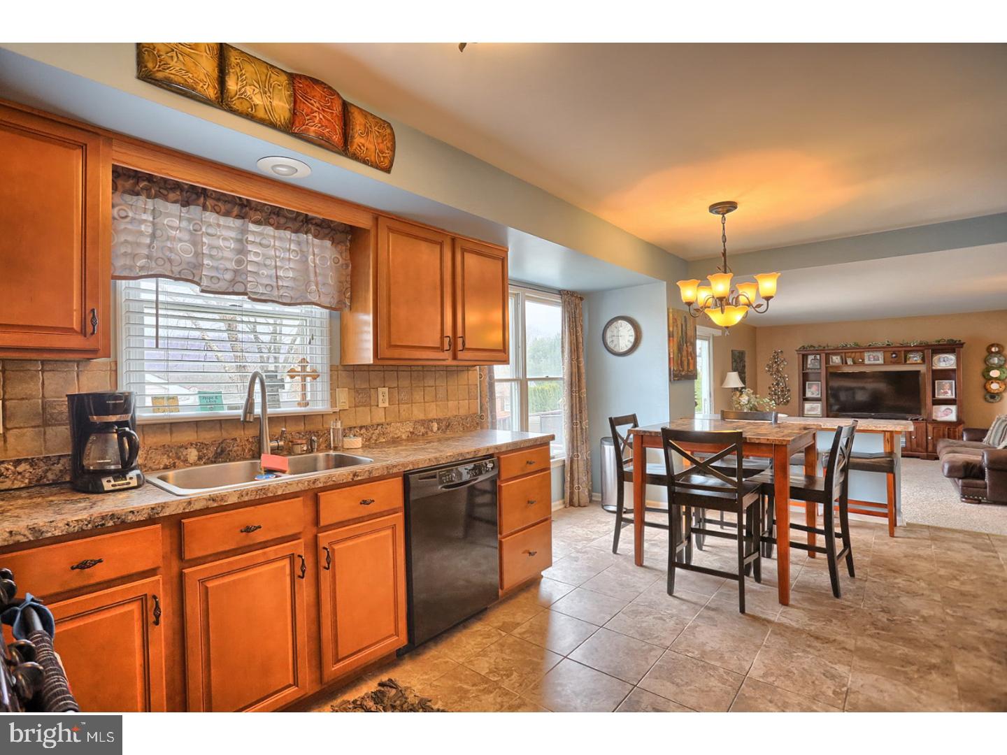 4706 Painted Sky Road Reading, PA 19606 - Photo 5 of 23 Gallery Image 5