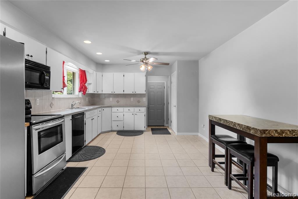 7284 Fostoria Road Mayville, MI 48744 - Photo 10 of 30 Gallery Image 10