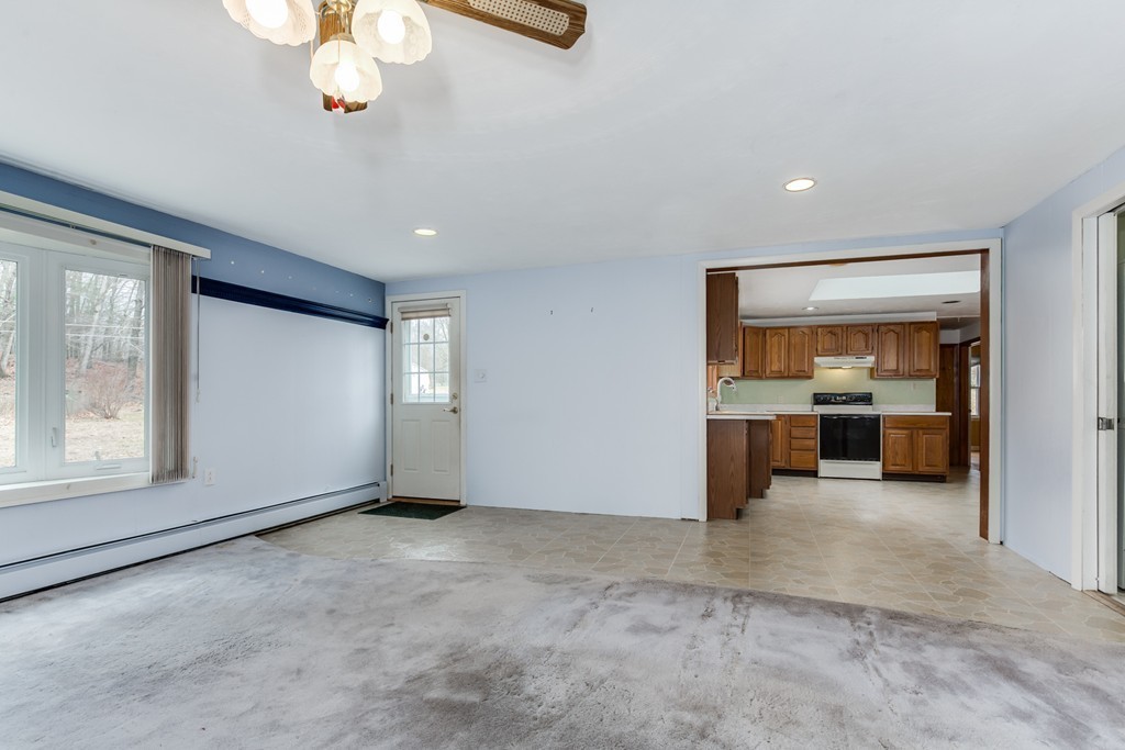 11 Upper Gore Road Webster, MA 01570 - Photo 12 of 30 Gallery Image 12