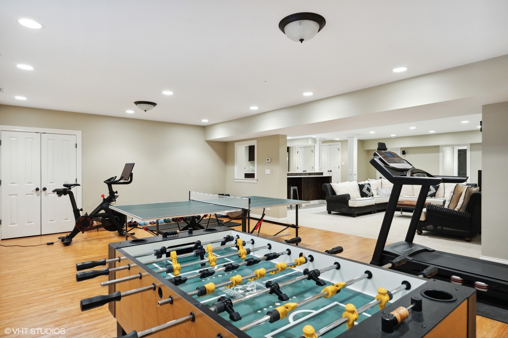 1111 Seneca Road Wilmette, IL 60091 - Photo 40 of 50 a living room with furniture and a flat screen tv
