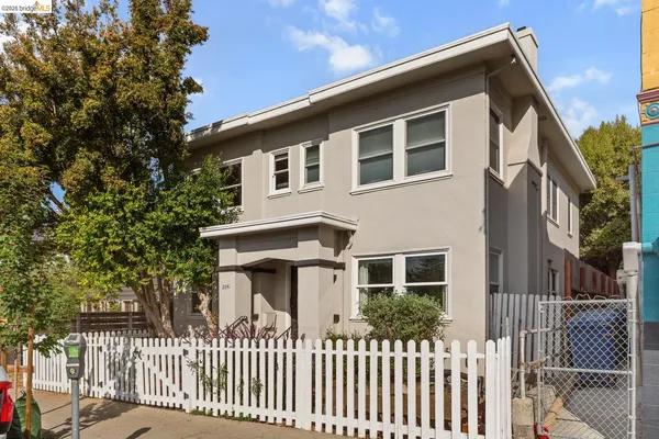 $500,000 | 2641 Webster Street, Unit 1, Berkeley, CA 94705