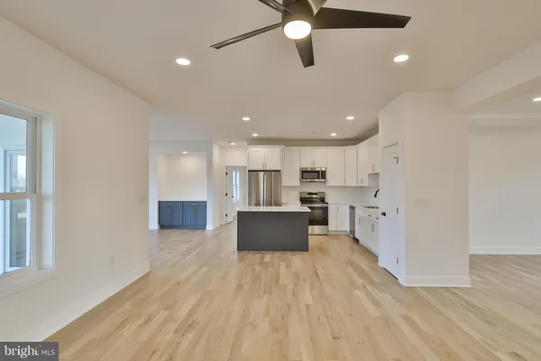 $685,000 | 448 Long Lane Road, Walnutport, PA 18088