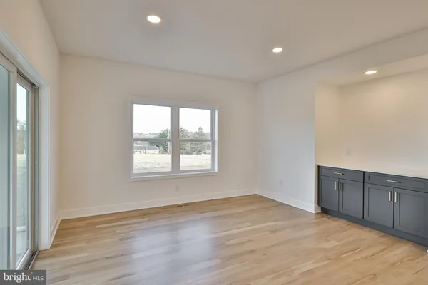 $685,000 | 448 Long Lane Road, Walnutport, PA 18088