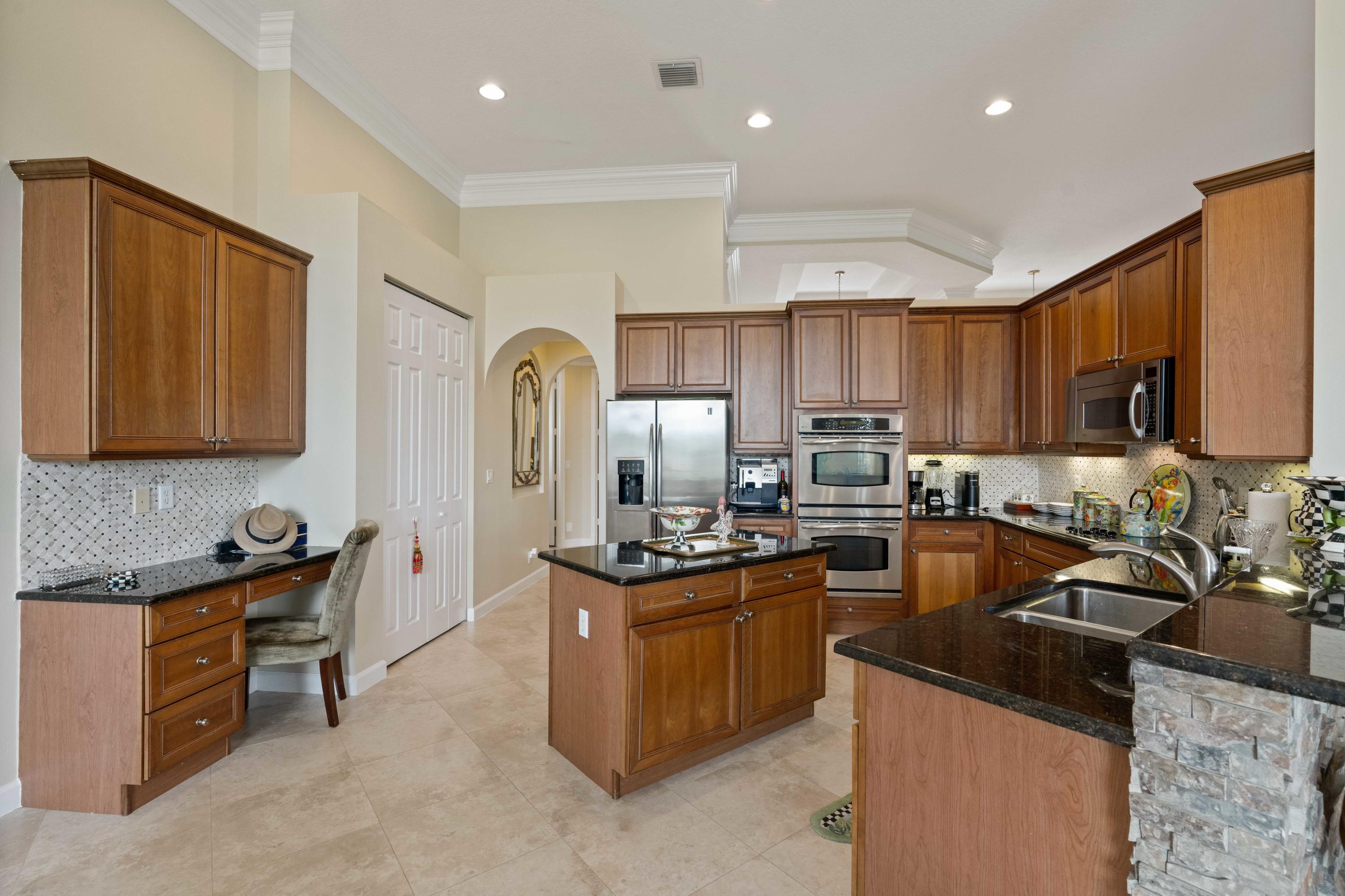 719 Southwest River Bend Circle Stuart, FL 34997 - Photo 25 of 63 _MLP6394