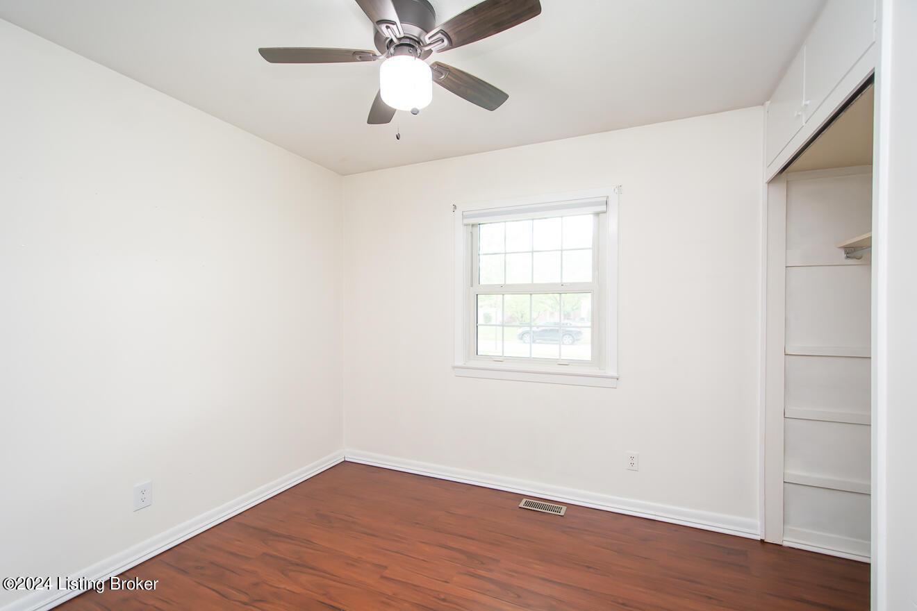 1906 Millgate Road Louisville, KY 40223 - Photo 19 of 34 Bedroom 1 of 3