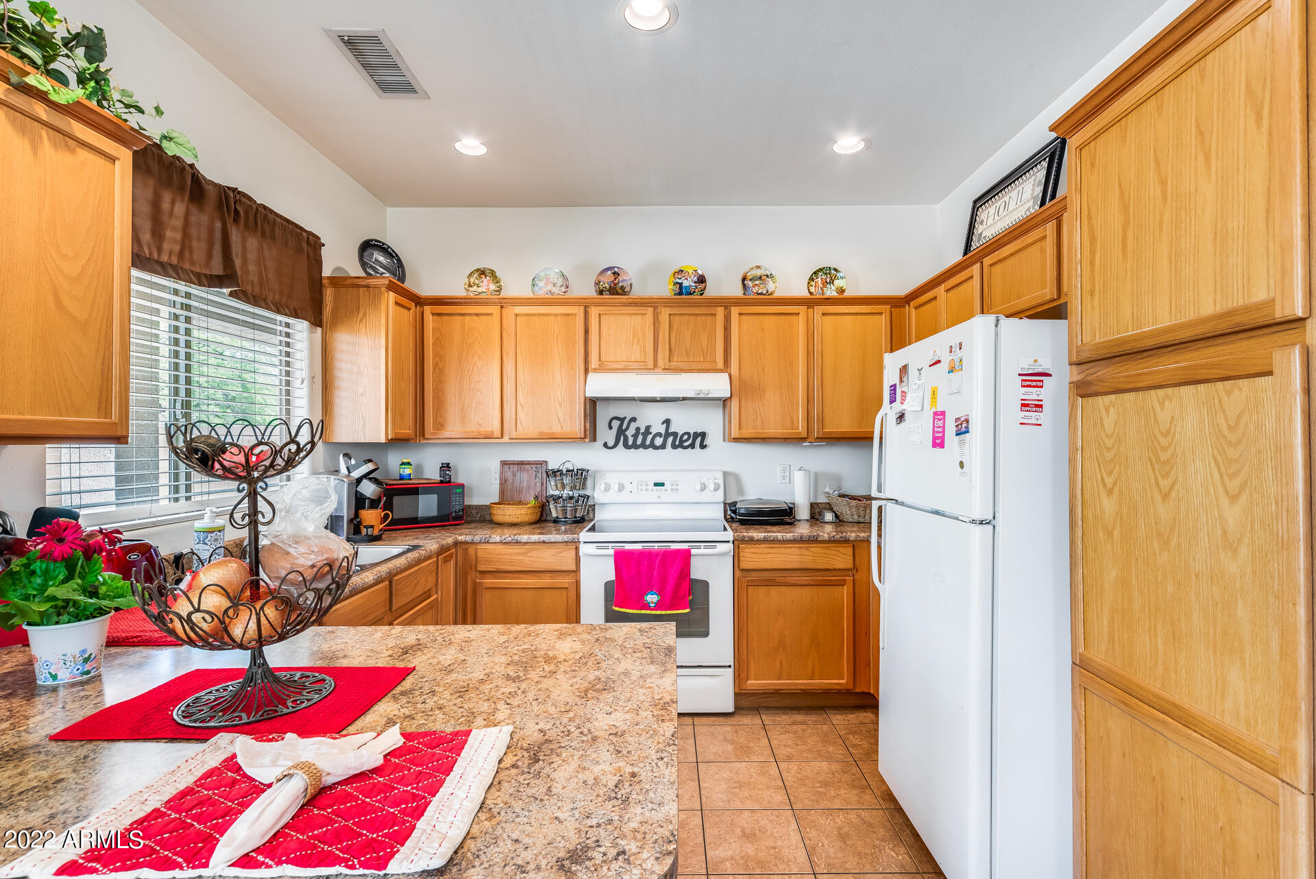 17003 West Northampton Road Surprise, AZ 85374 - Photo 15 of 37