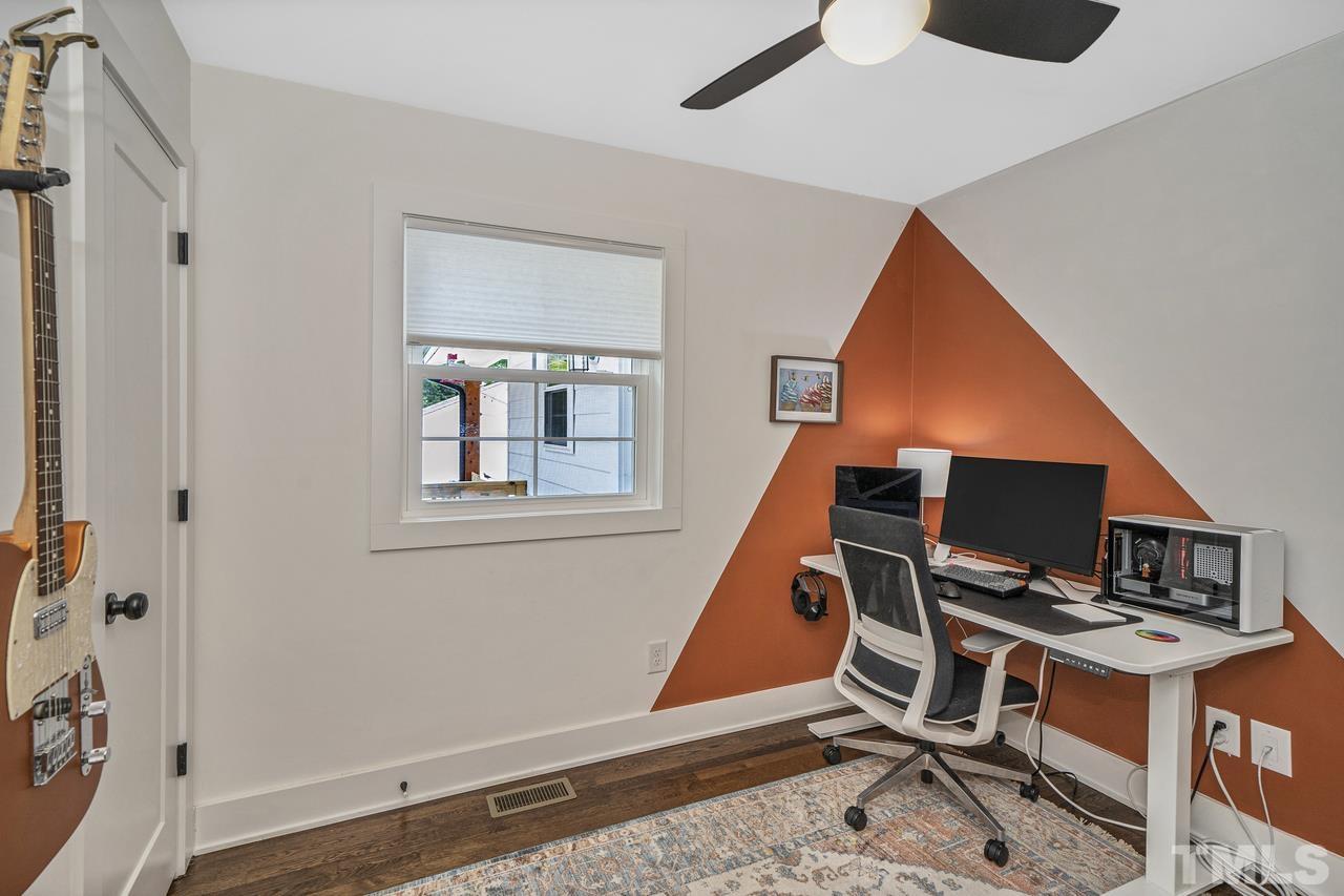 2417 Kennington Road Raleigh, NC 27610 - Photo 10 of 15
